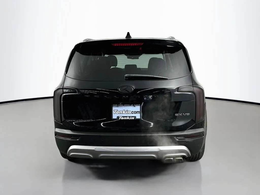 Used 2020 Ebony Black Kia EX image 7