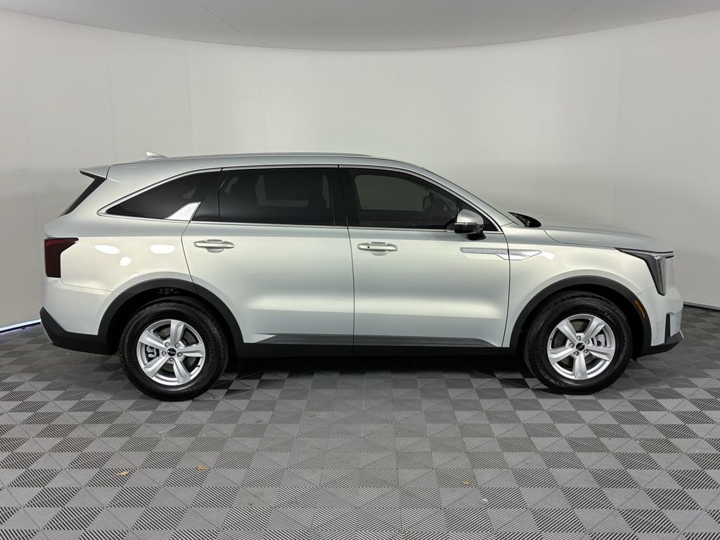 New 2026 Ivory Silver Kia LX image 8