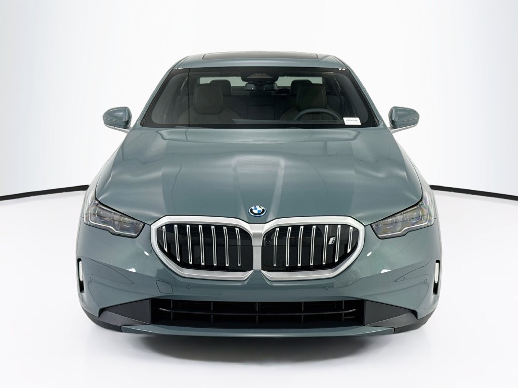 Certified Used 2026 Green Metallic BMW xDrive40 image 2