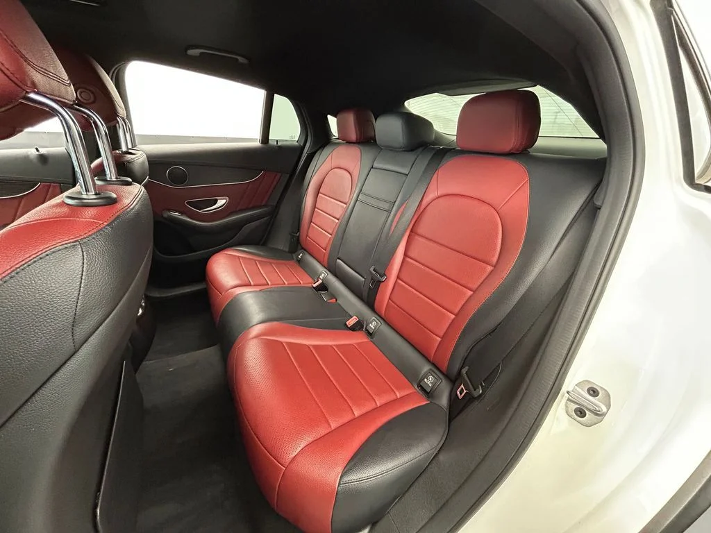 Used 2022 Diamond White Mercedes-Benz GLC 300 Coupe image 40