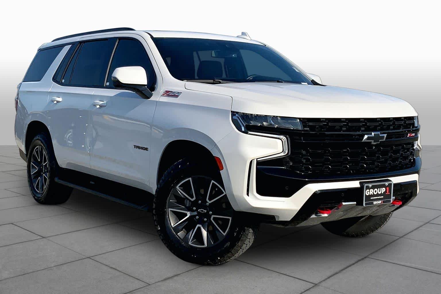 Used 2023 Iridescent Pearl Tricoat Chevrolet Z71 image 3