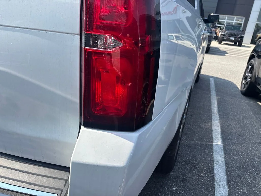 Used 2018 White Chevrolet Premier image 8