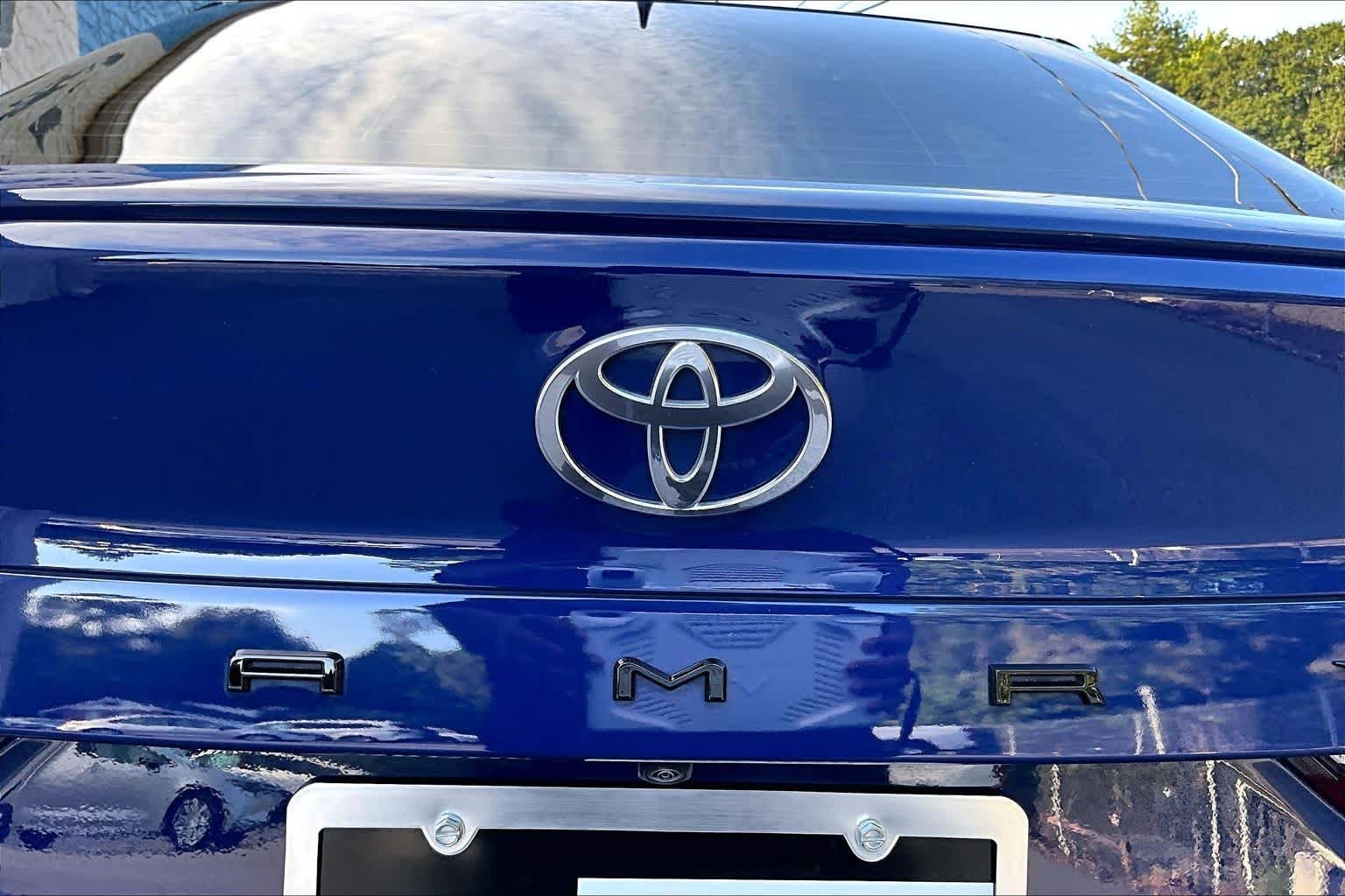 Used 2025 Reservoir Blue Toyota SE image 31