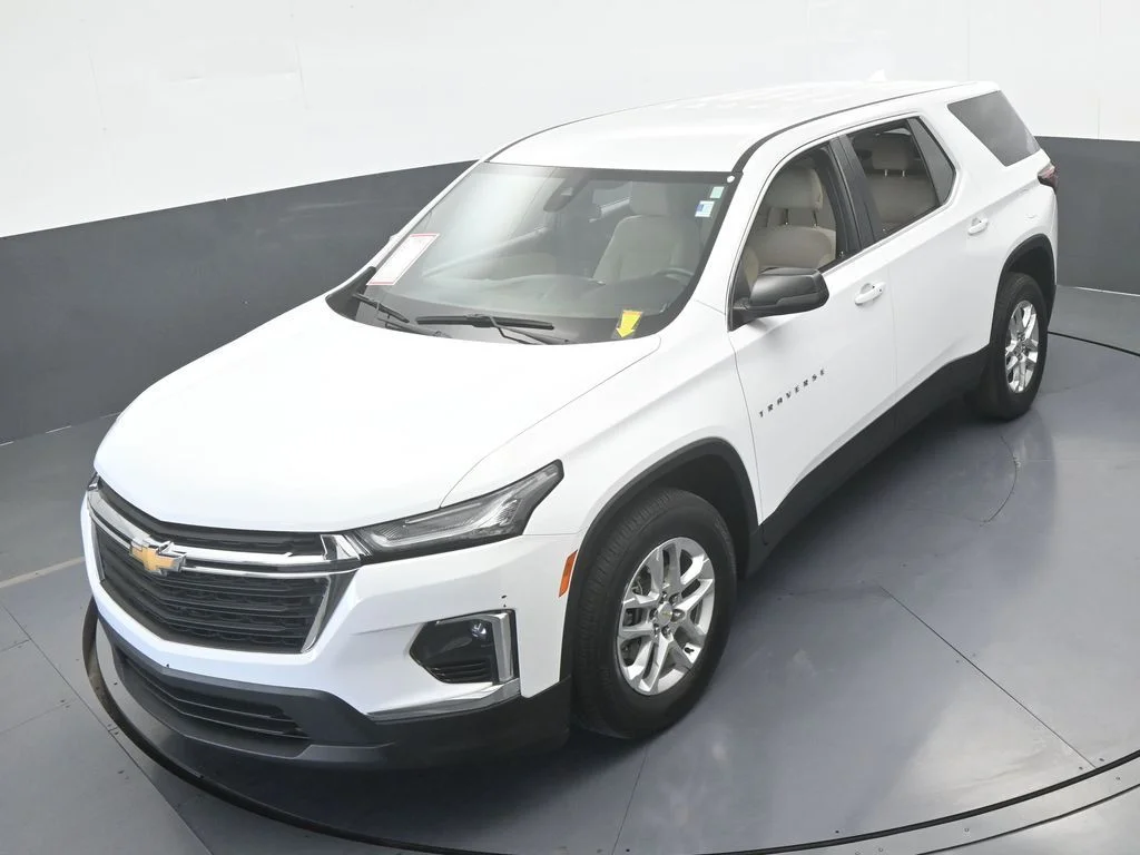 Used 2022 Summit White Chevrolet LS image 43