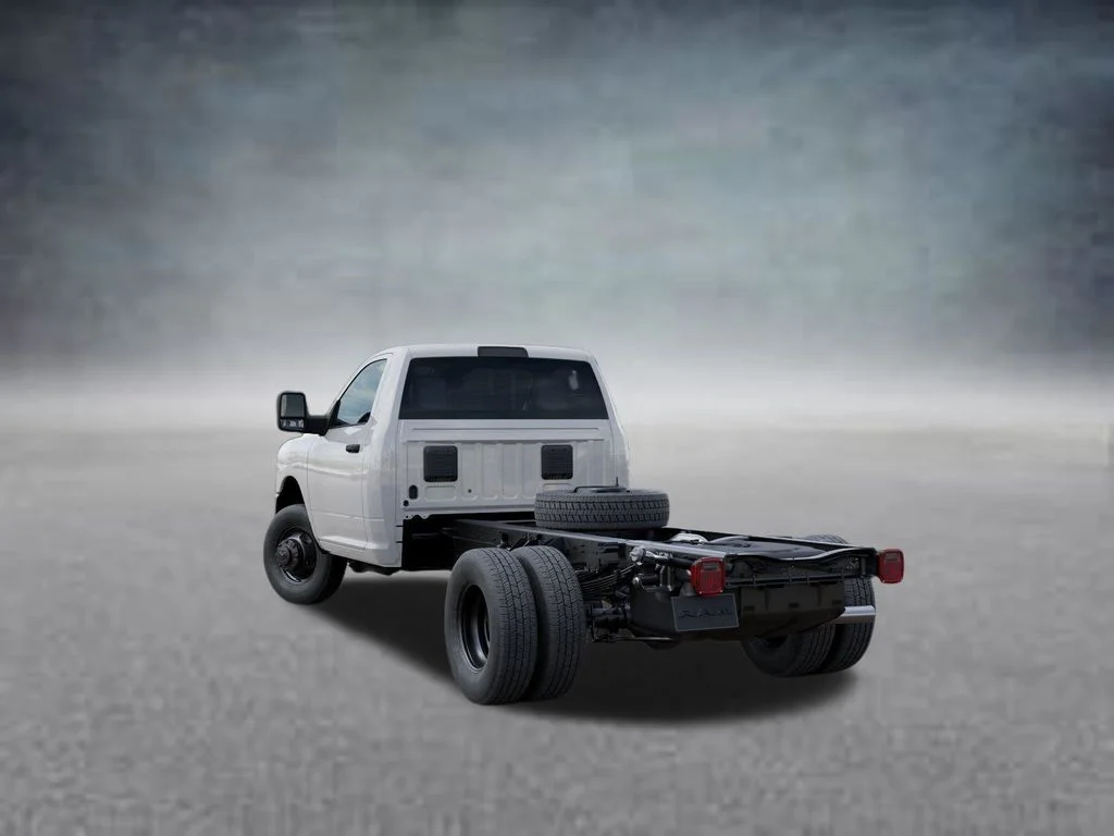 New 2026 Bright White Clear-Coat Exterior Paint RAM Tradesman image 3