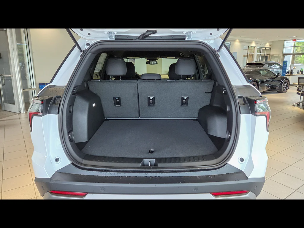 2026 Chevrolet Equinox LT - Photo 6