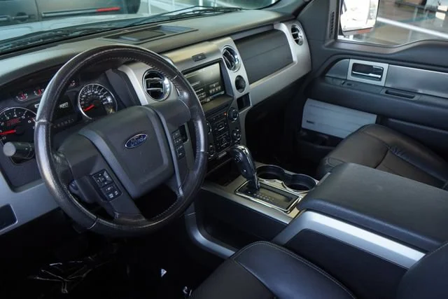 Used 2014  Ford XL image 28