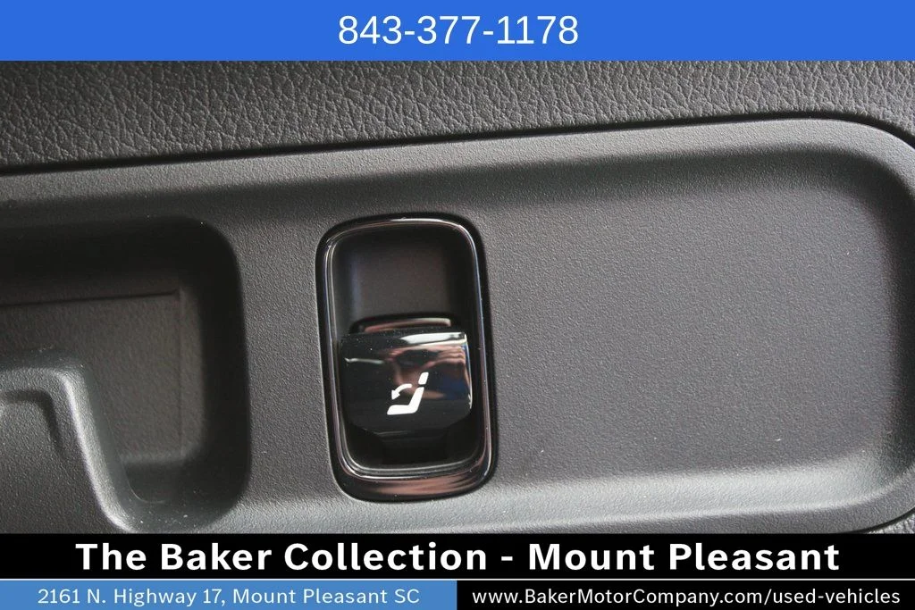 Used 2026 White Mercedes-Benz GLC 300 image 10