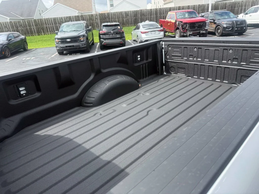 New 2026 Oxford White Ford F-250® XL image 41