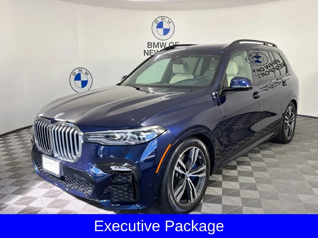 Used 2021 Blue BMW xDrive40i image 3