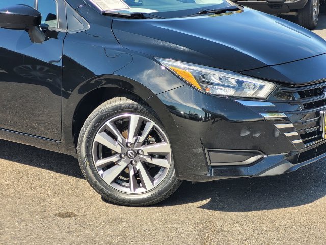 Used 2025 Black Nissan 1.6 SV image 9