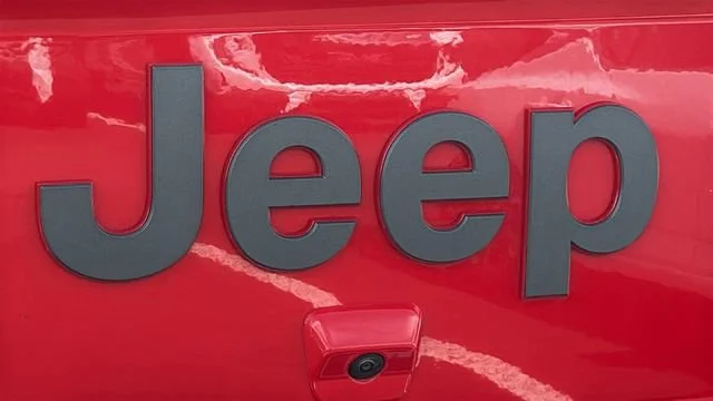 Used 2025 Red Jeep Rubicon X image 5