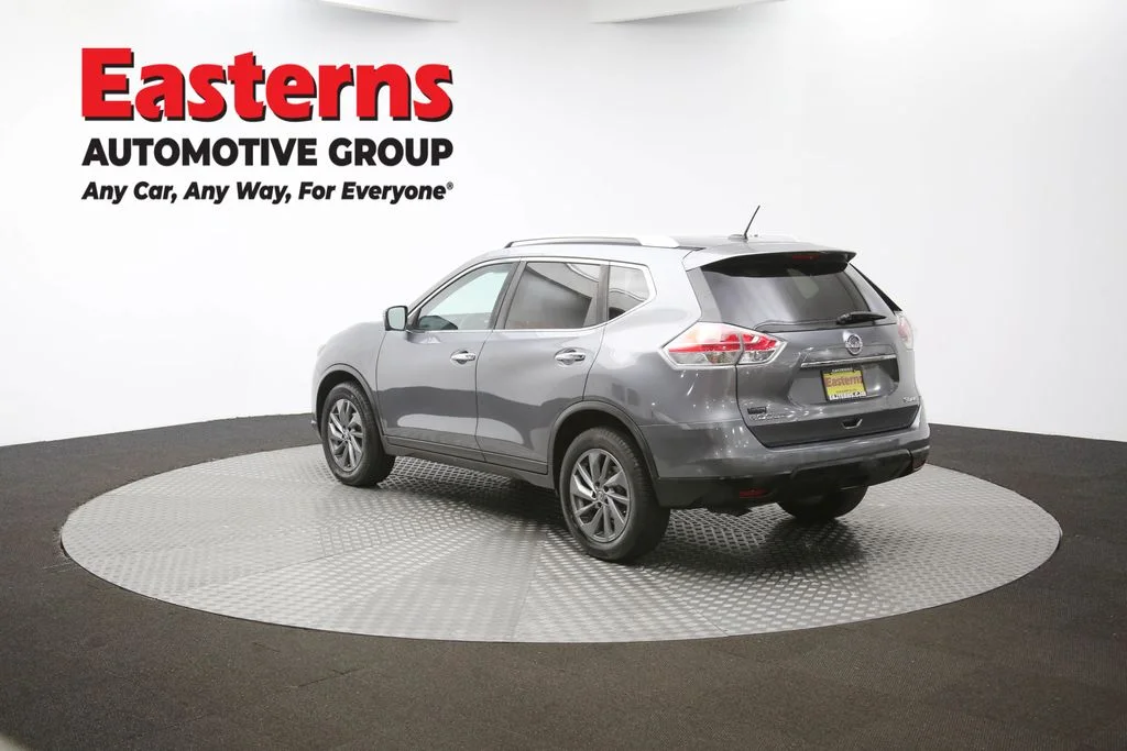 Used 2016 Gray Nissan SL image 62