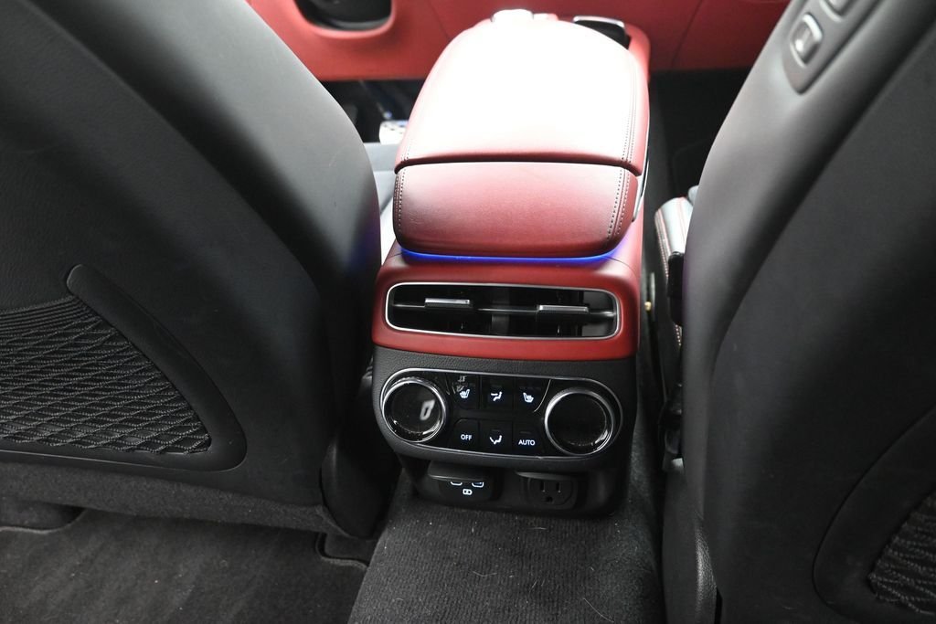 Used 2022 White Genesis 3.5T Sport Prestige image 14