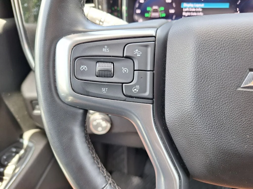 Used 2023 Black Chevrolet LT image 15