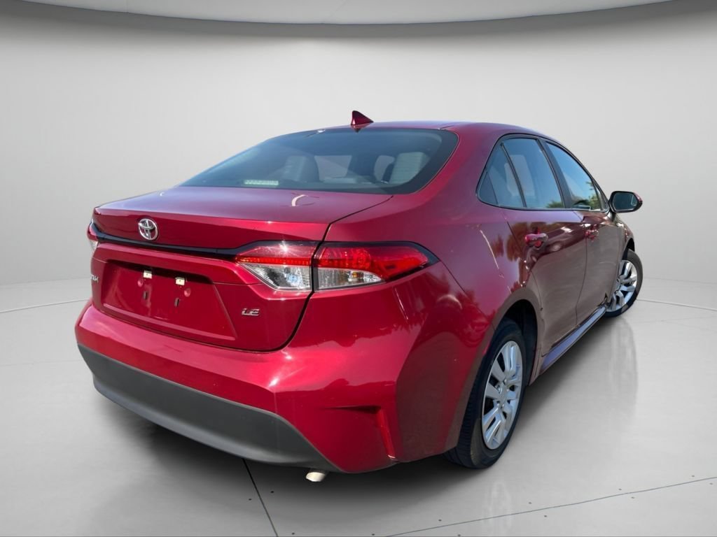 Used 2024 Pearl Toyota LE image 9