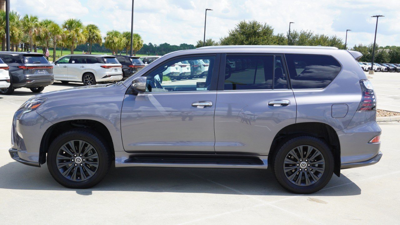 Certified Used 2023 Gray Lexus GX 460 Premium image 5