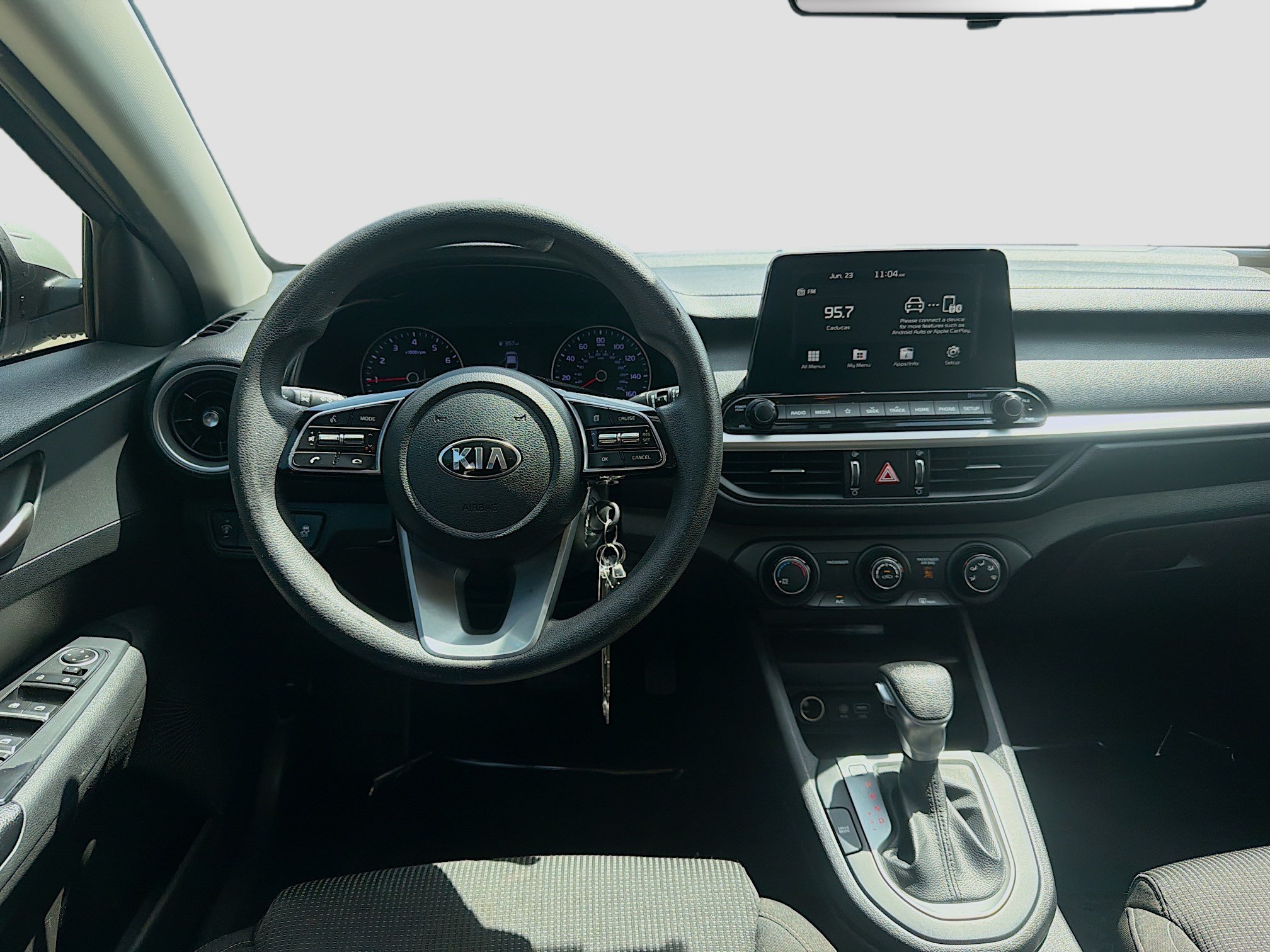 Used 2021 Silky Silver Kia LXS image 18