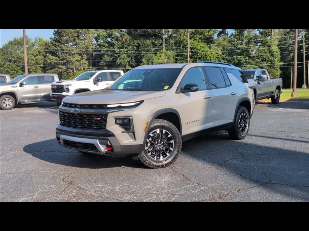 Used 2026 Sandstone Gray Chevrolet Z71 image 4