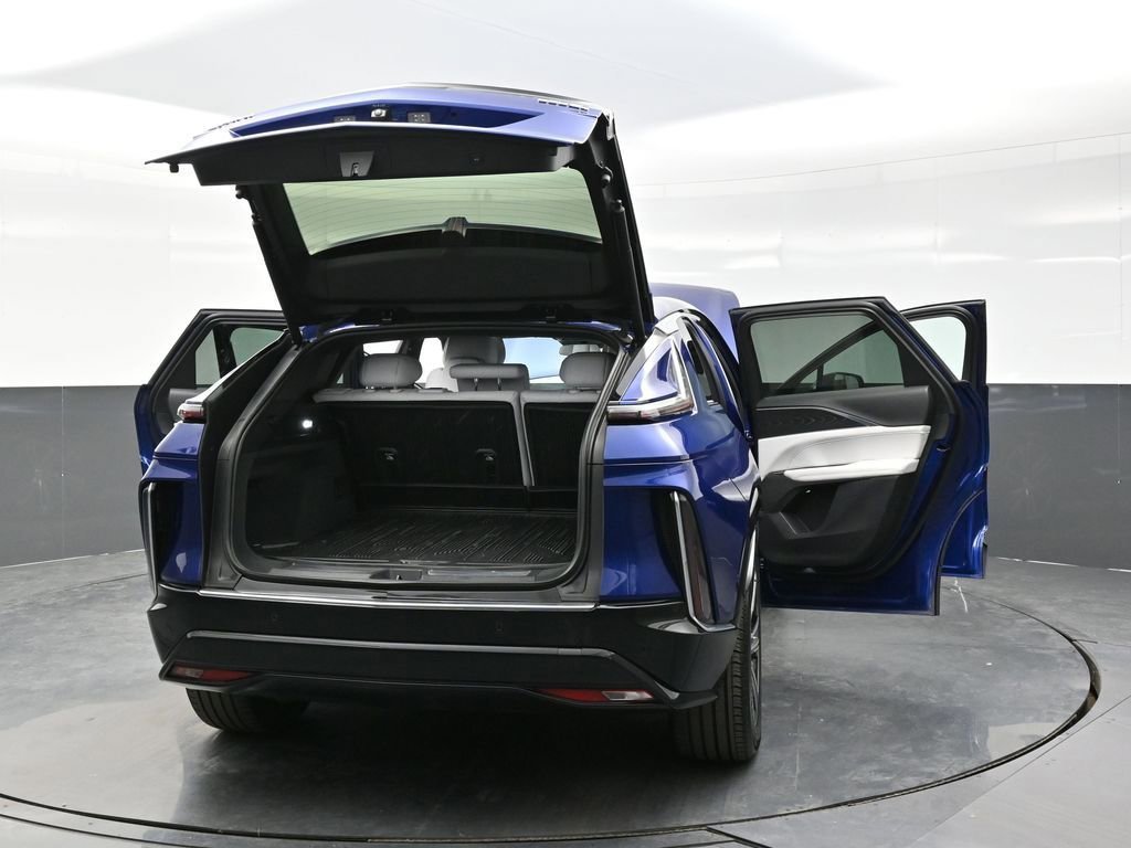 2024 Cadillac LYRIQ Luxury 1 - Photo 39