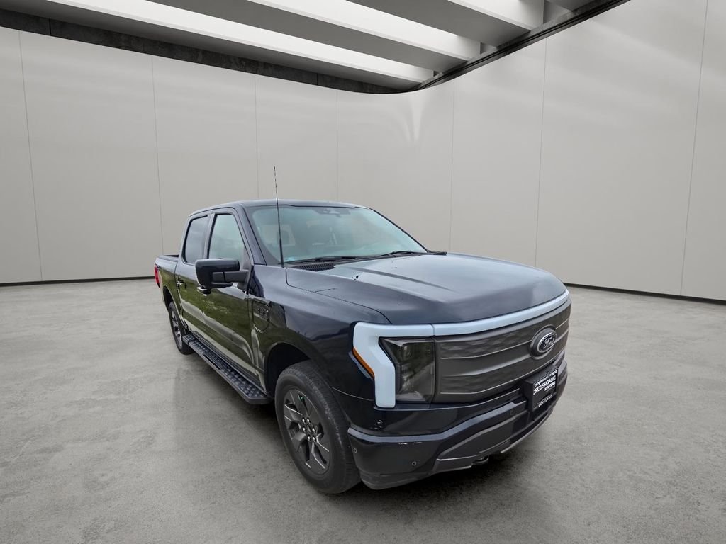 Used 2022 Antimatter Blue Metallic Ford LARIAT image 7