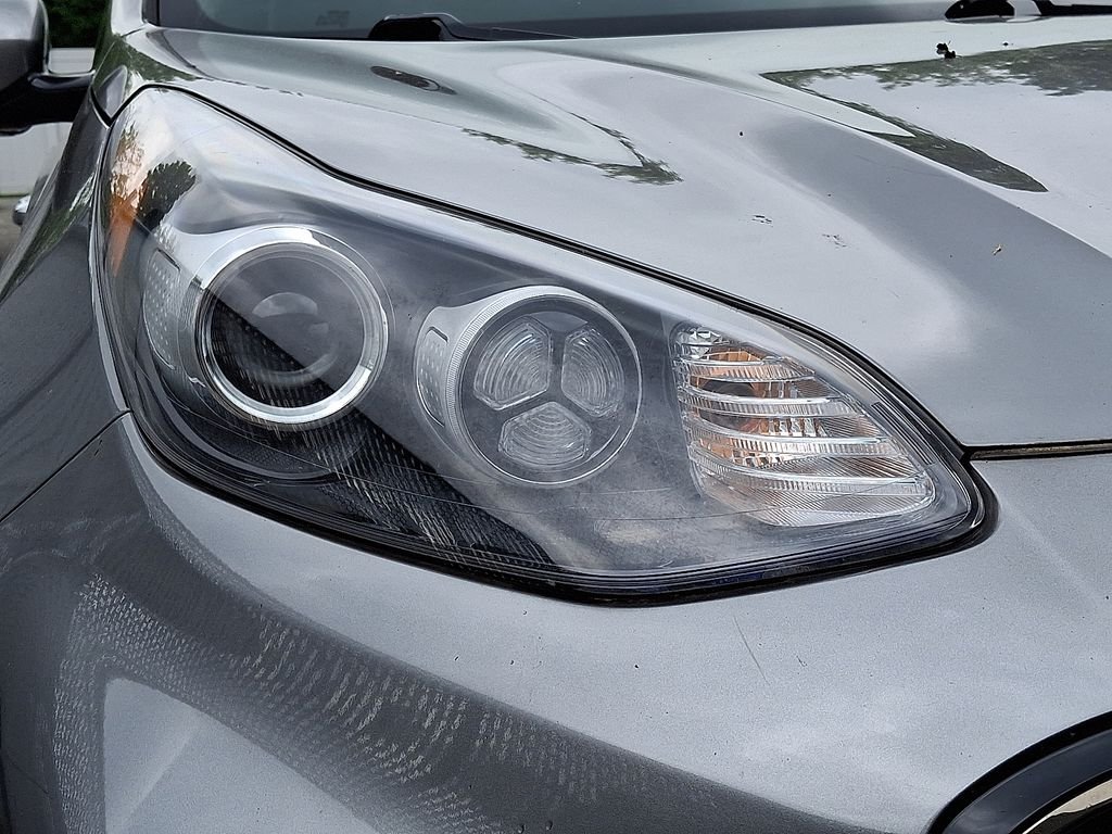 Used 2020 Gray Kia S image 8