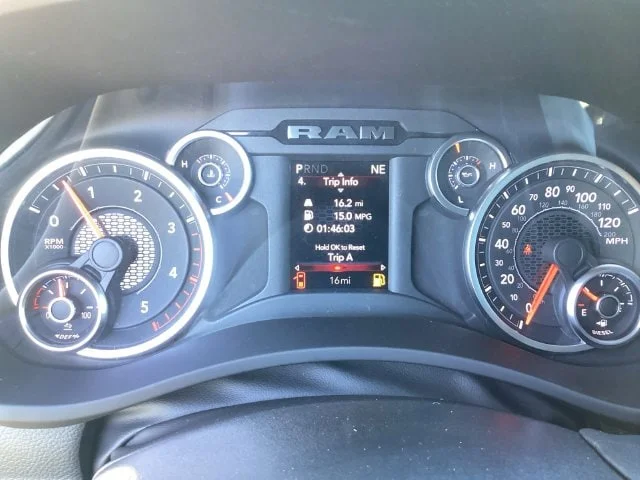 New 2027 White Ram BIG HORN CREW CAB 4X4 6