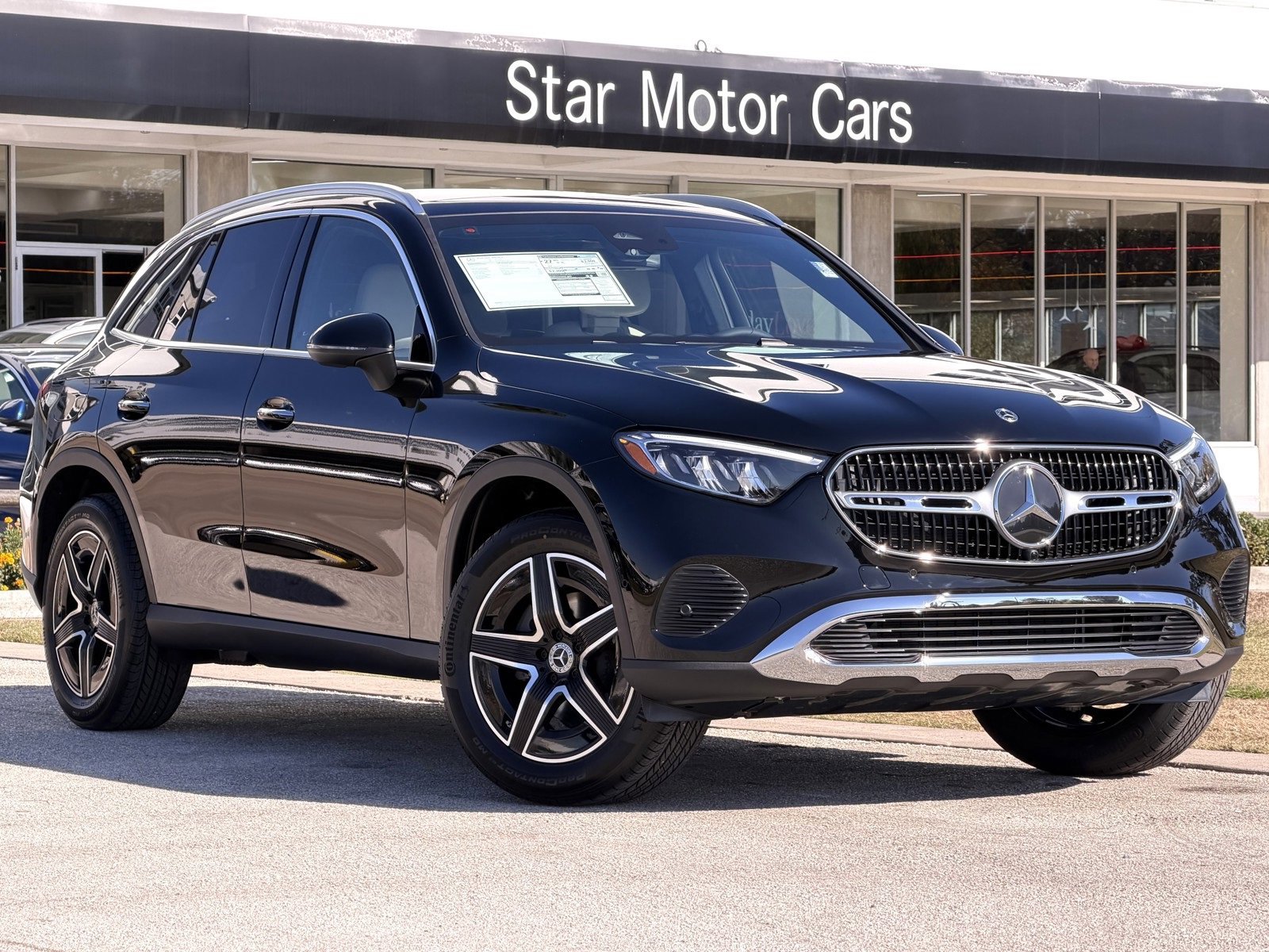 New 2026 Black Mercedes-Benz GLC 300 image 25