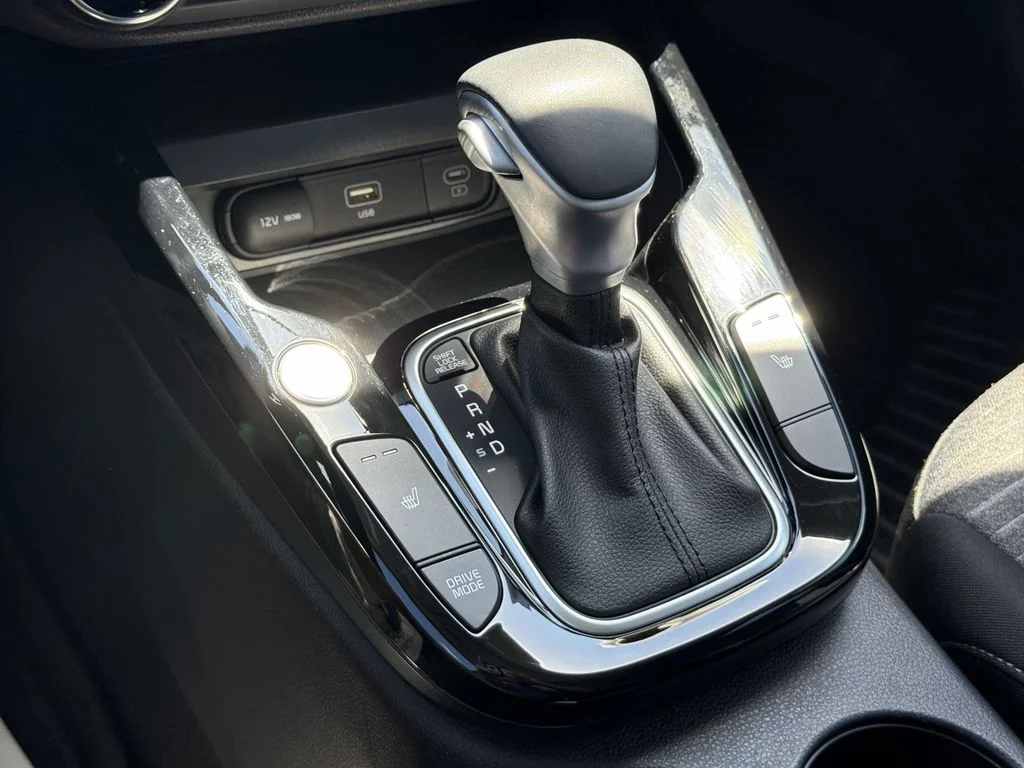Used 2024 Blue Kia EX image 22