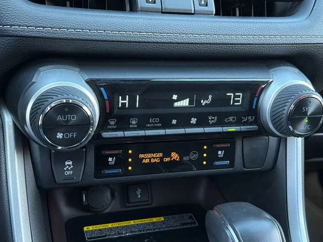 2020 Toyota RAV4 Limited - Photo 27