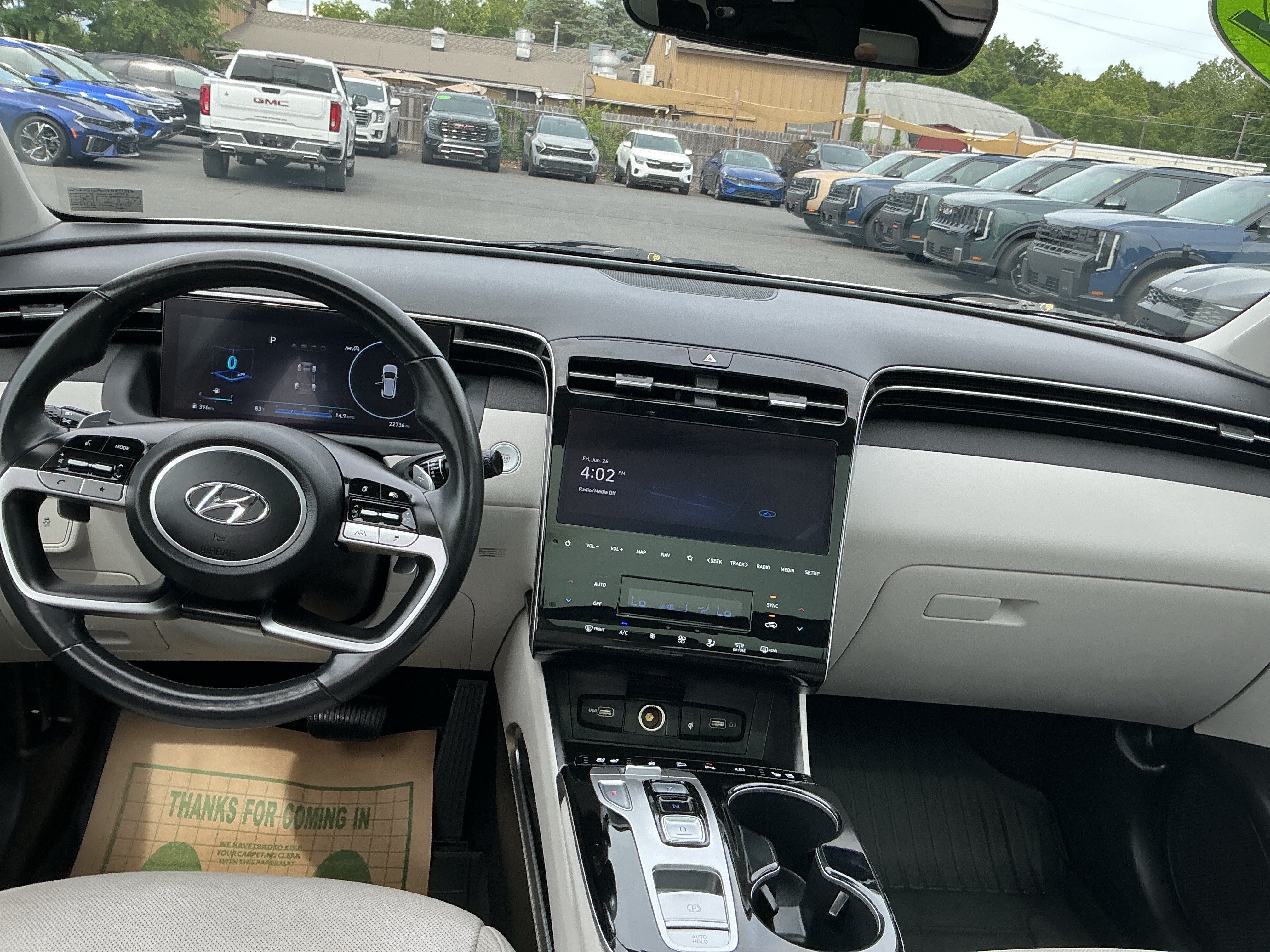 Used 2022 Quartz White Hyundai Limited image 11