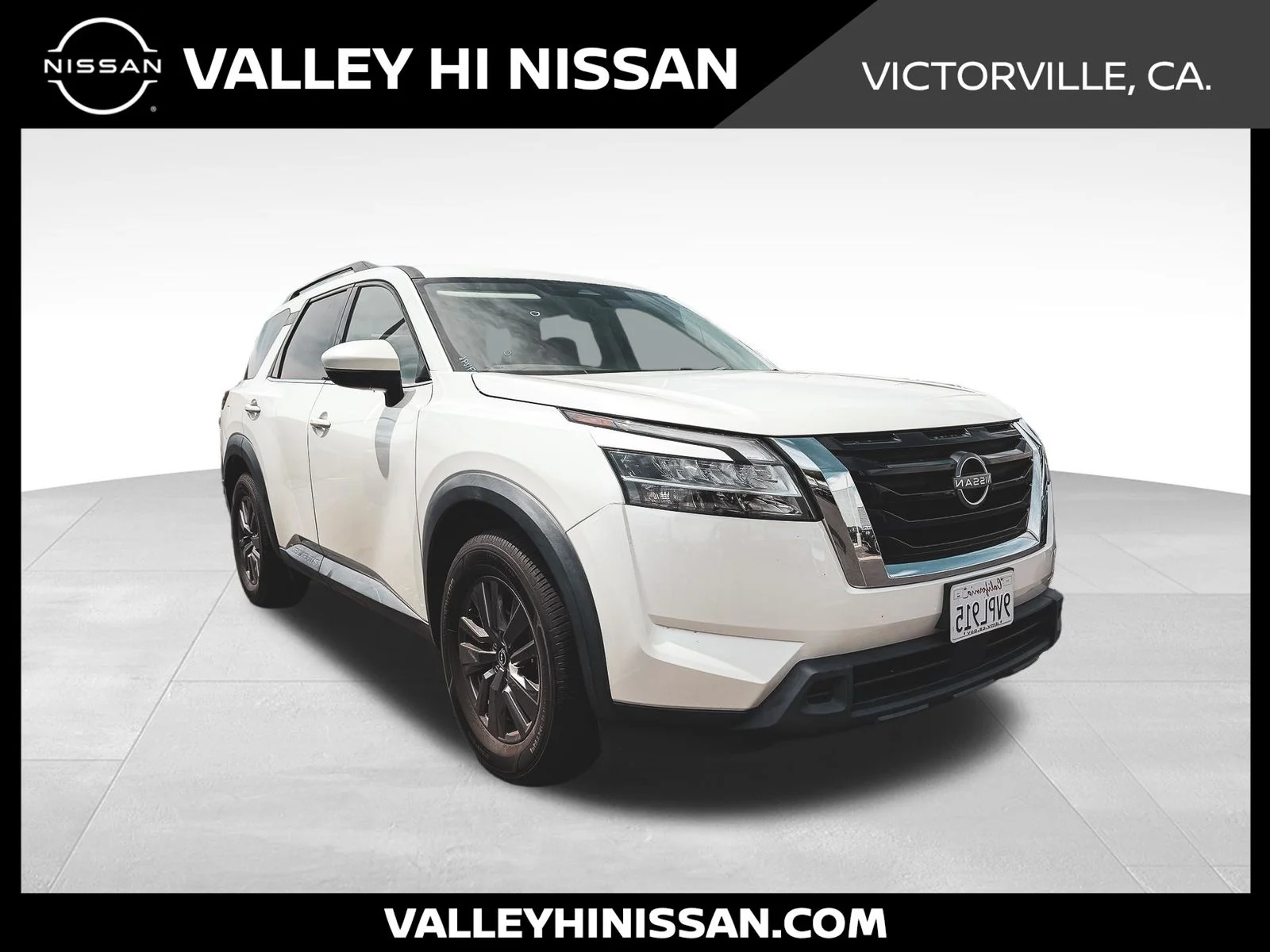Certified Used 2022 White Nissan SV image 1