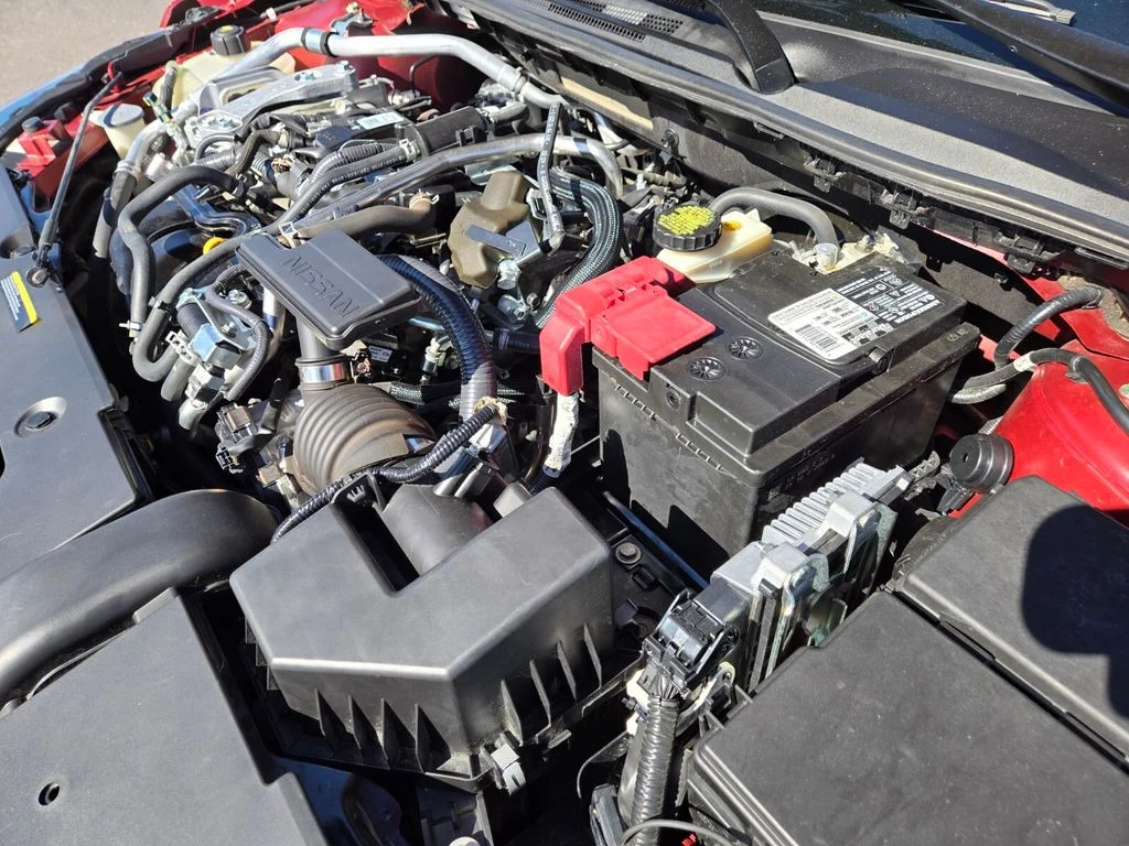Used 2021 Red Nissan SR image 21
