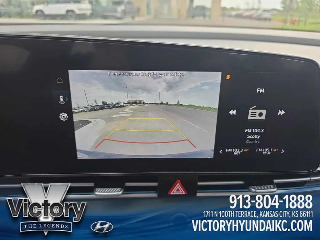 Used 2024 Black Hyundai SEL image 20