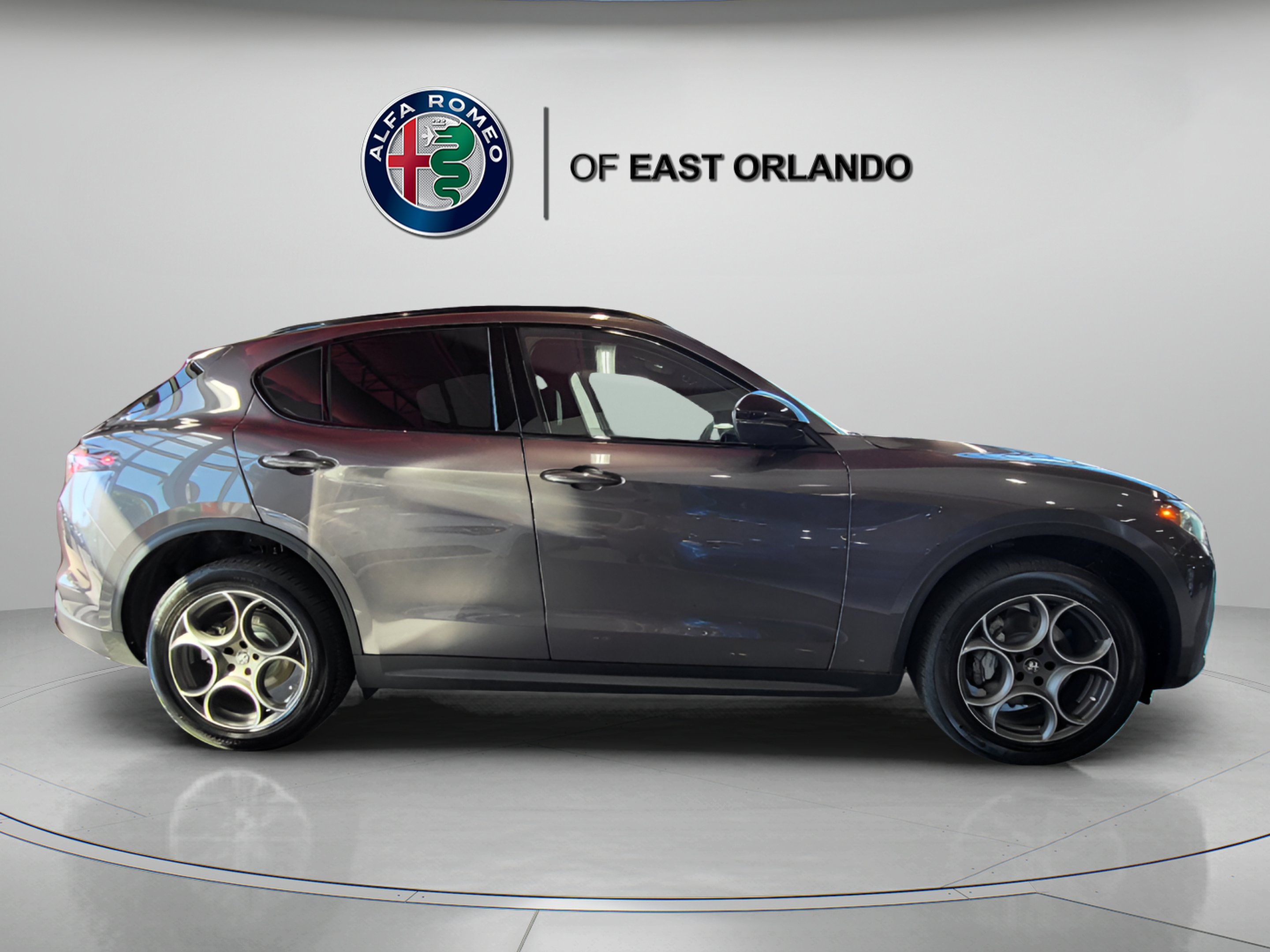 New 2025 Vesuvio Gray Metallic Alfa Romeo SPRINT image 9