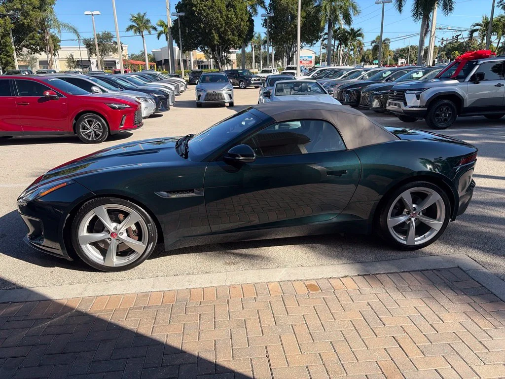 Used 2019 Green Jaguar P300 image 7
