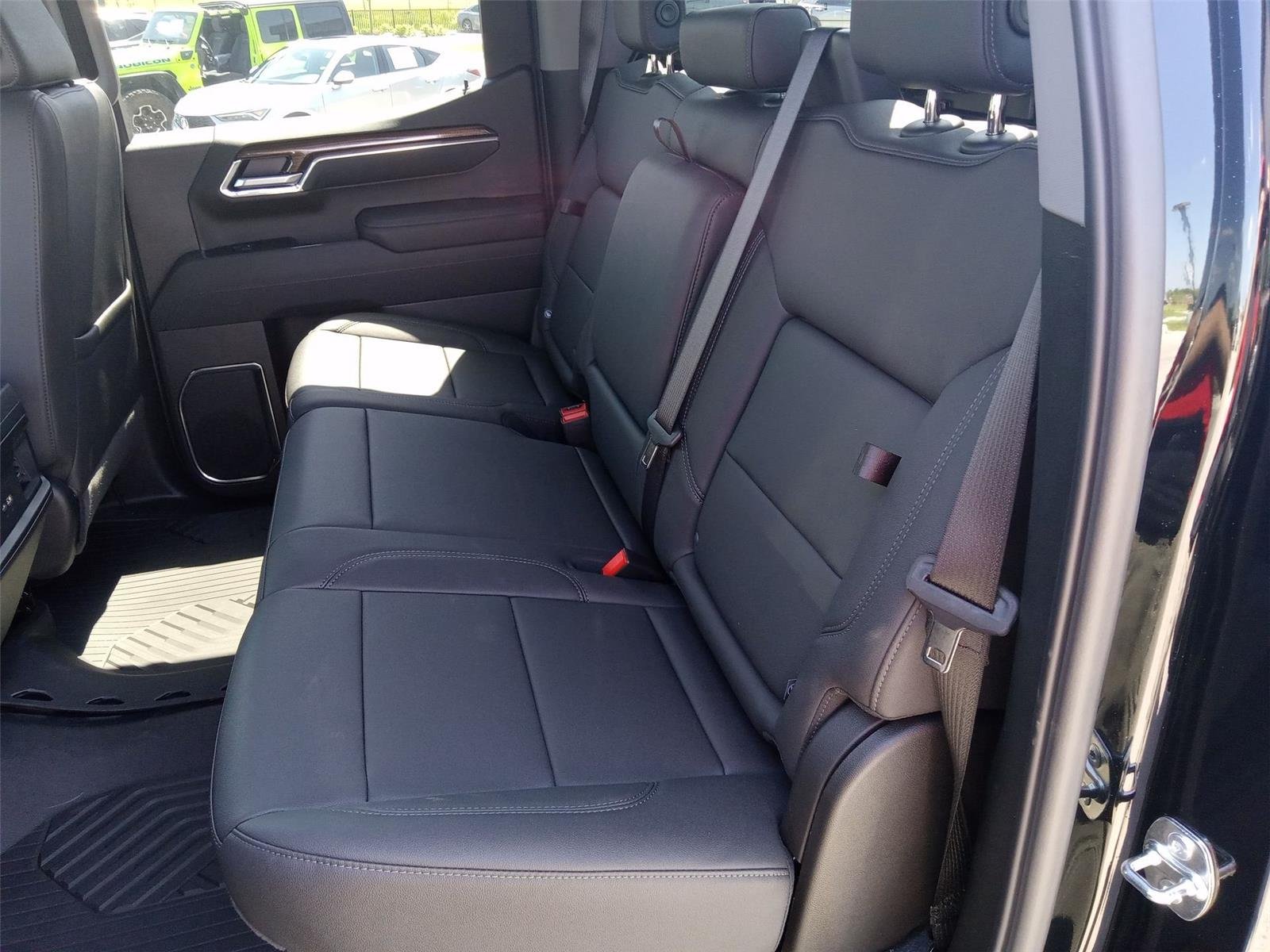 2026 Chevrolet Silverado 1500 LT Trail Boss - Photo 11