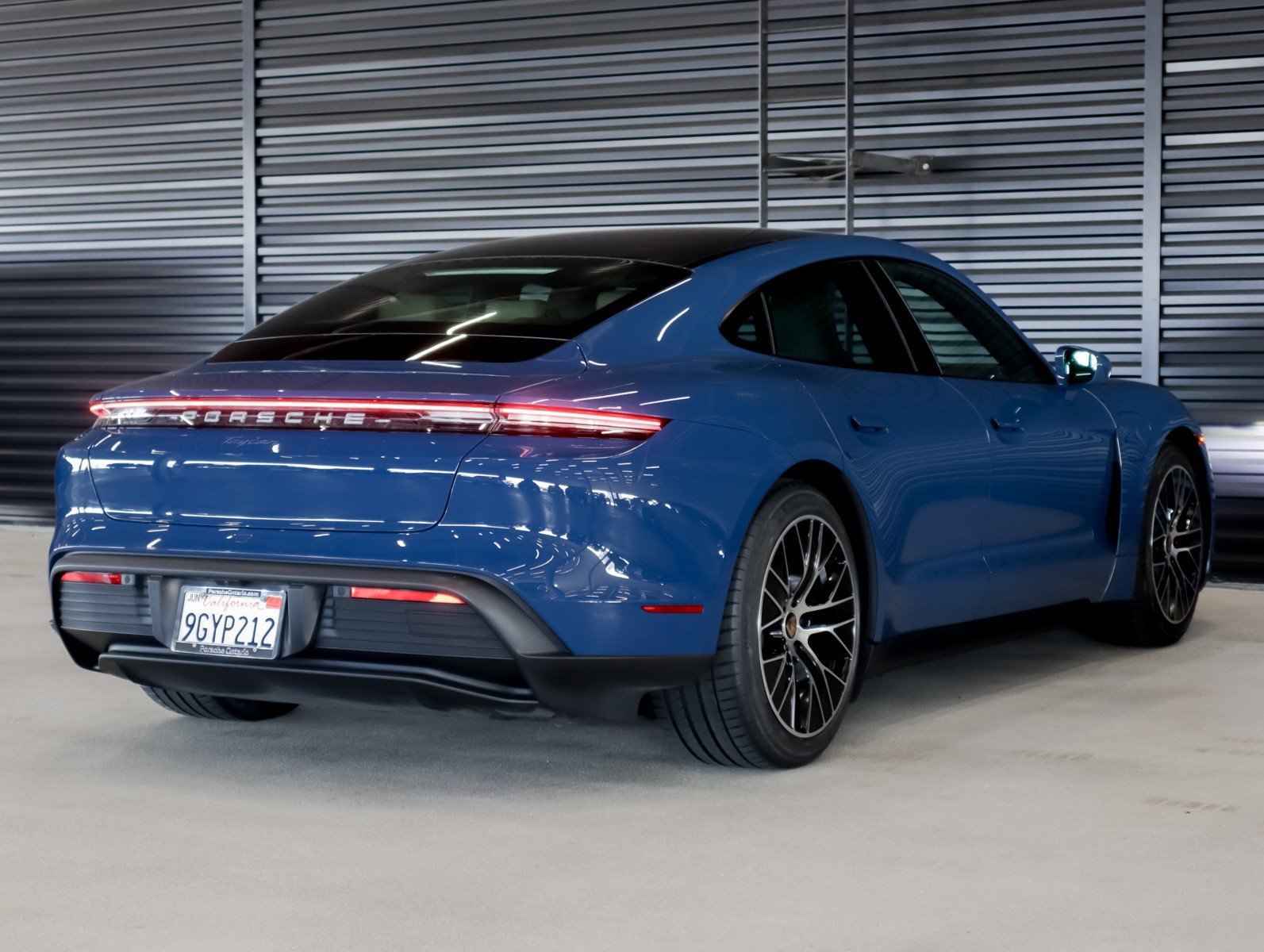 Certified Used 2023 Neptune Blue Porsche  image 10