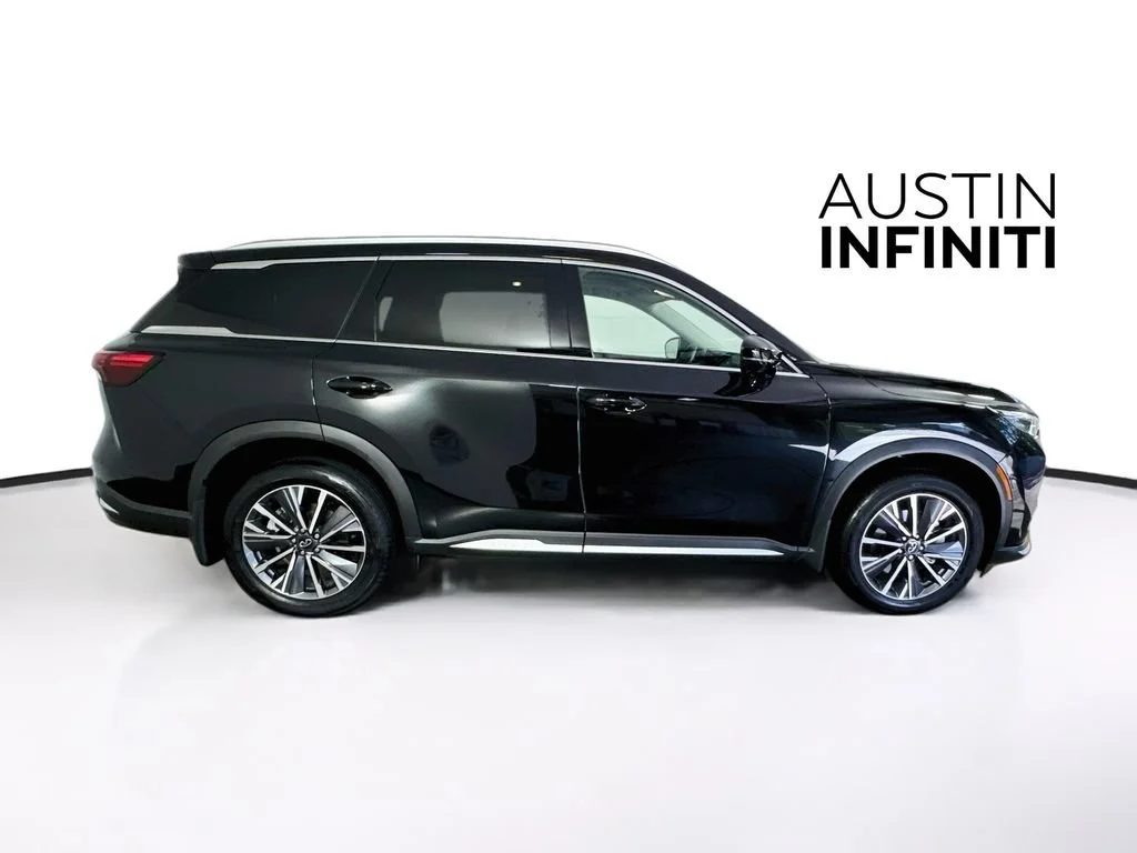 Certified Used 2026 Black INFINITI LUXE image 11