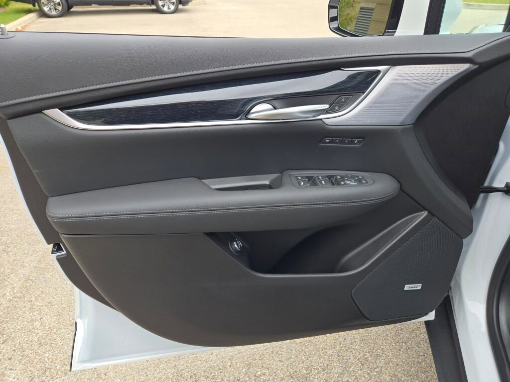 2025 Cadillac XT5 Premium Luxury - Photo 17