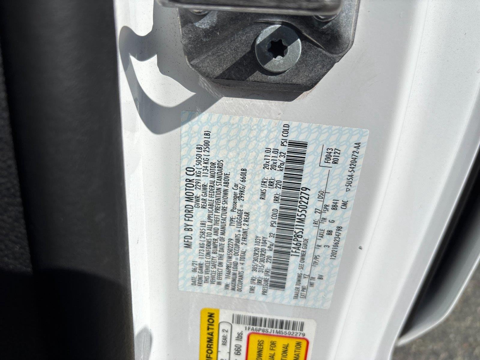 Used 2021 Oxford White Ford Shelby GT500 image 11