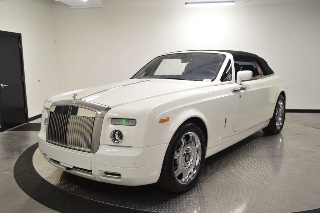 2009 Rolls-Royce Phantom Drophead Coupe's photo