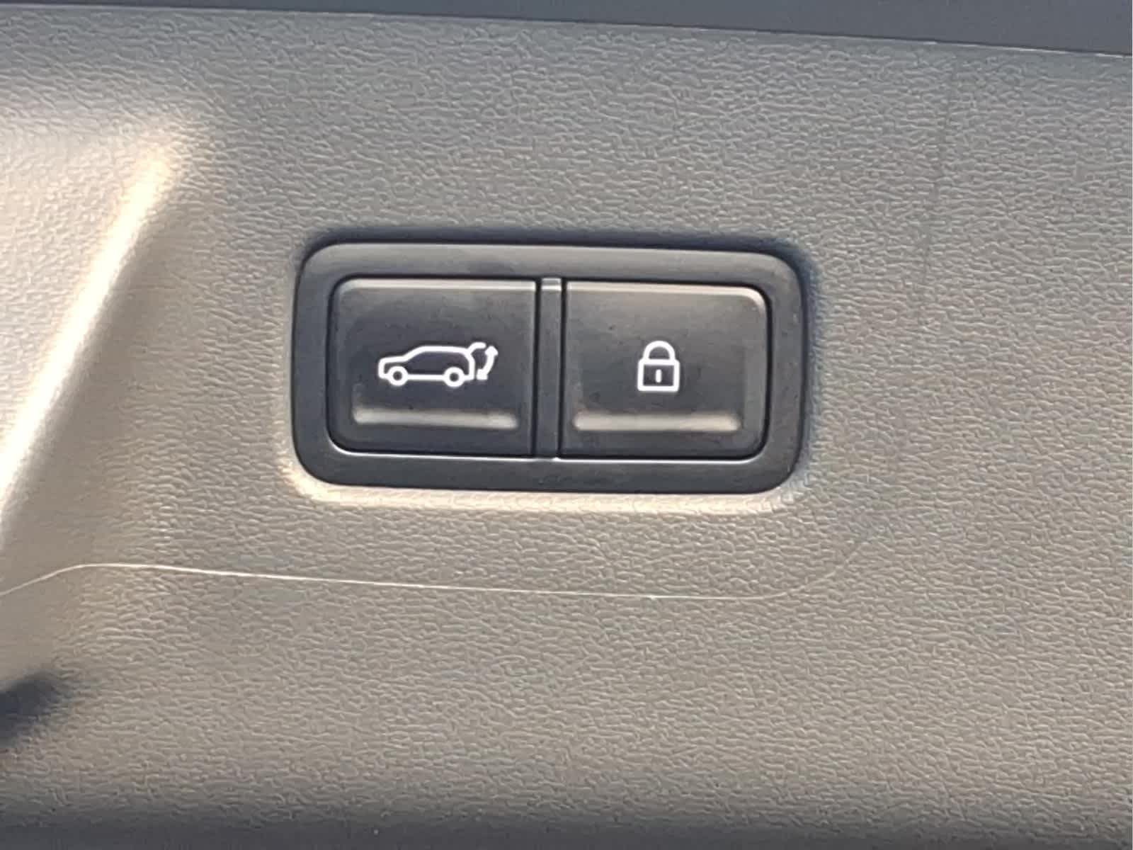 Used 2026 Hampton Gray Hyundai SEL image 7
