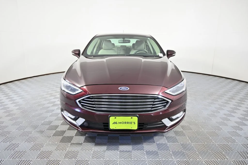 Used 2017 Red Ford SE image 10