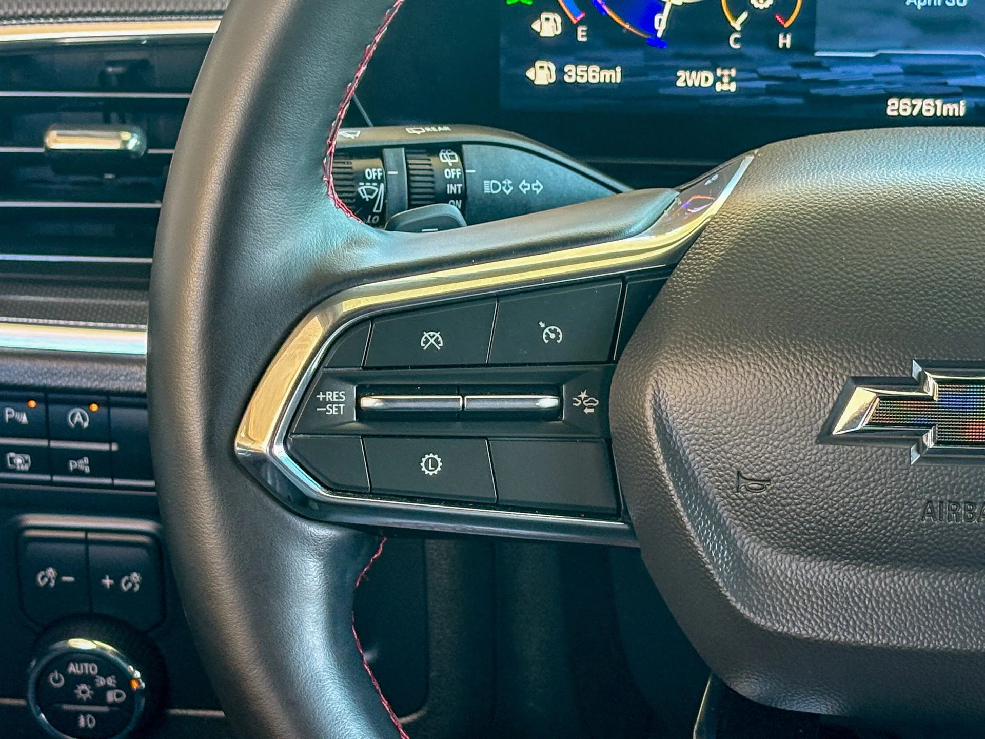 Used 2025 Gray Chevrolet RST image 32