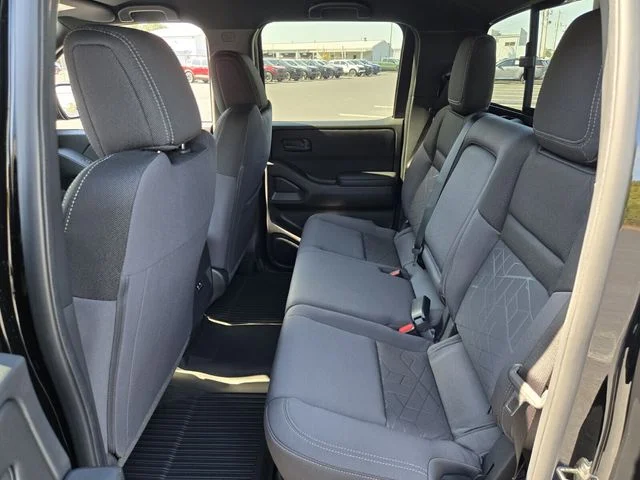 2026 Nissan Frontier SV - Photo 6