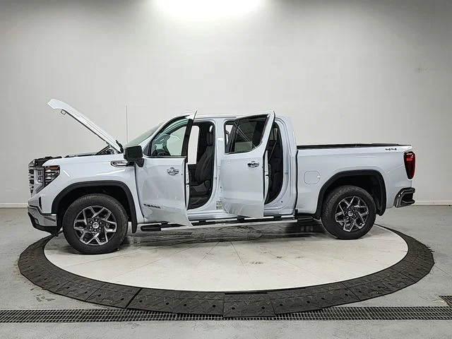 New 2026 White GMC SLT image 12