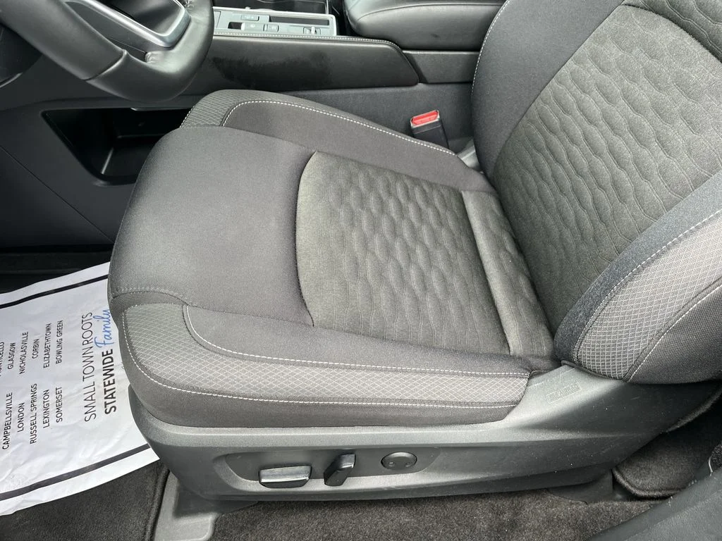 Used 2025 Blue Nissan SV image 12
