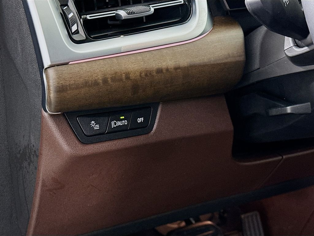 2025 BMW X1 28i - Photo 10