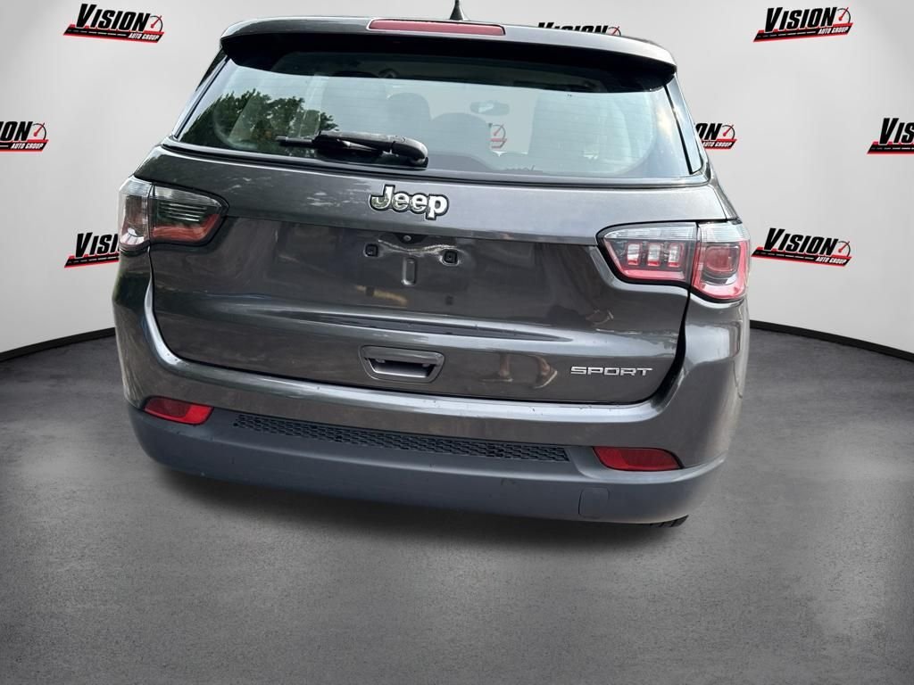 Used 2019 Gray Jeep Sport image 6